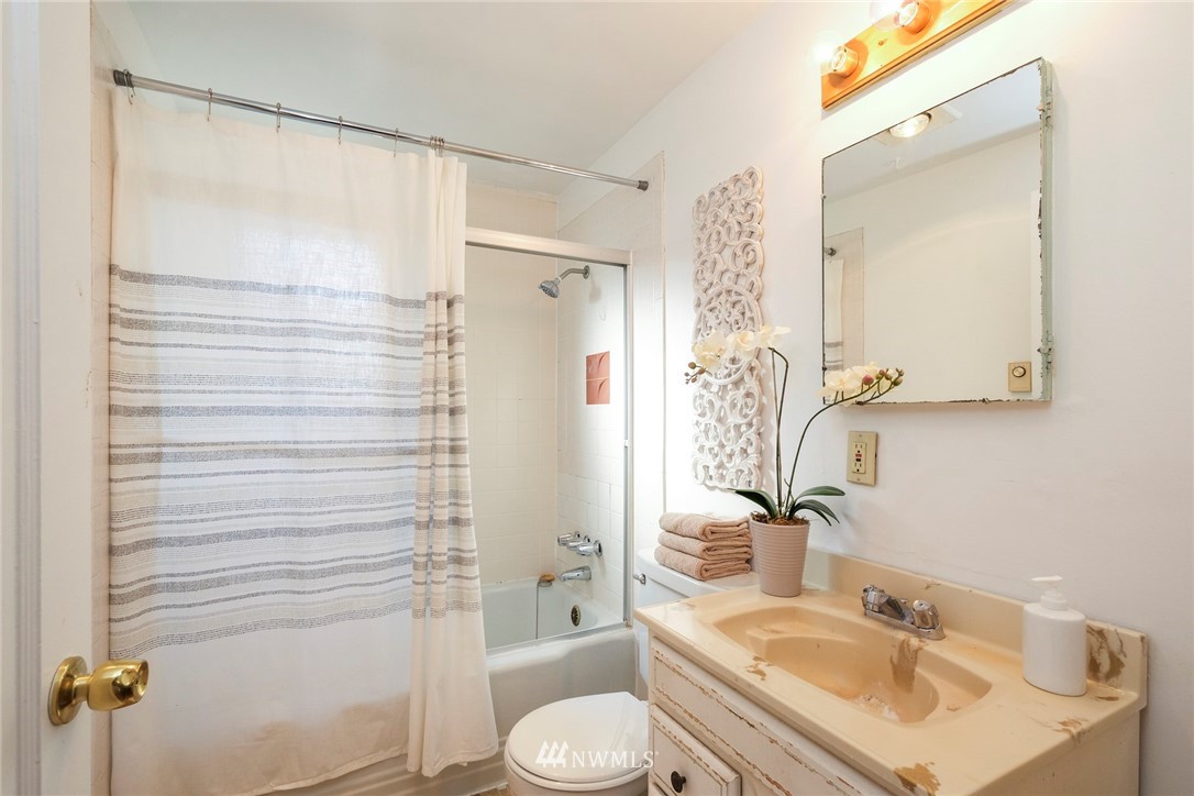 3523 Southwest Ida Street Seattle, WA 98126 - Photo 16 of 23 Gallery Image 16