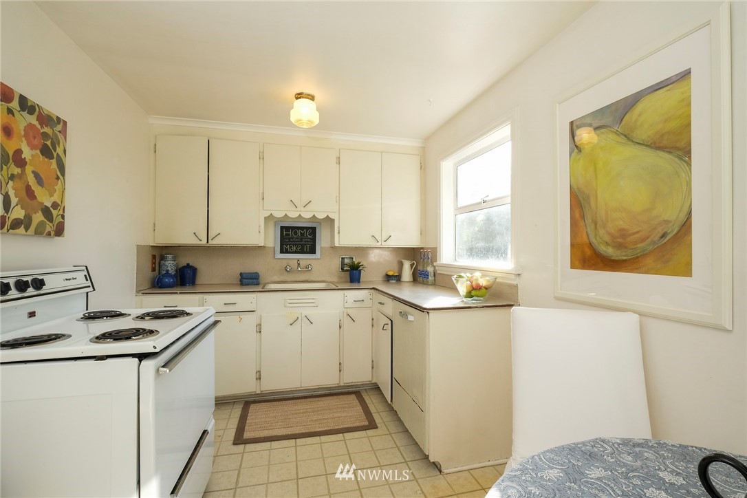 3523 Southwest Ida Street Seattle, WA 98126 - Photo 8 of 23 Gallery Image 8