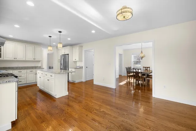 $4,995 | 11 Checkerberry Lane, Chelmsford, MA 01824