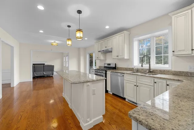 $4,995 | 11 Checkerberry Lane, Chelmsford, MA 01824