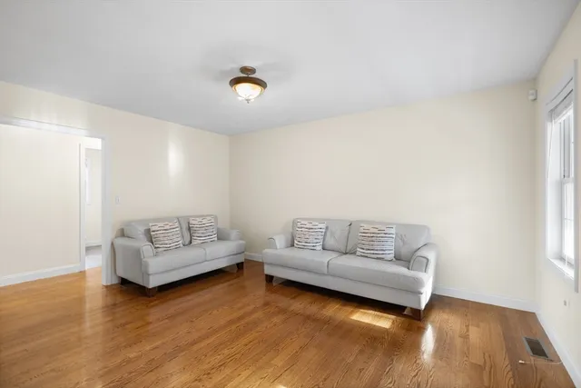 $4,995 | 11 Checkerberry Lane, Chelmsford, MA 01824