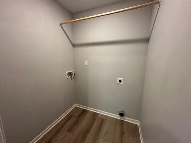 $2,345 | 1004 Northwest 3rd Street, Oak Grove, MO 64075