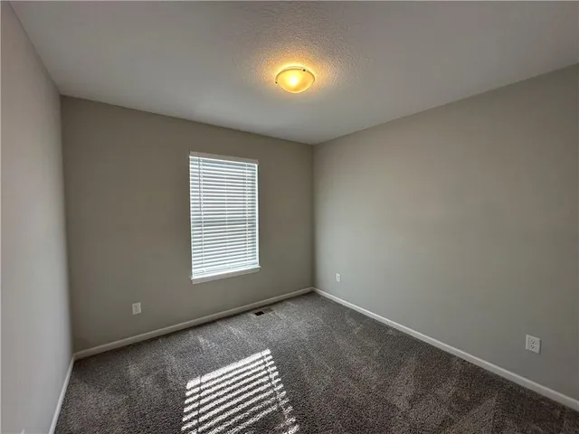 $2,345 | 1004 Northwest 3rd Street, Oak Grove, MO 64075