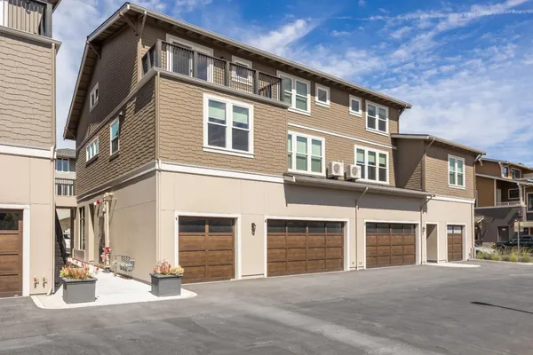 $1,250,000 | 126 Aptos Vlg Way, Unit 3, Aptos, CA 95003