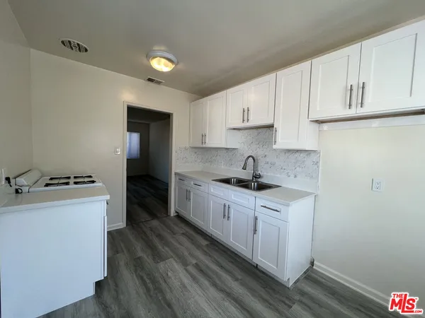 $2,500 | 5612 Vonnie Lane, Cypress, CA 90630