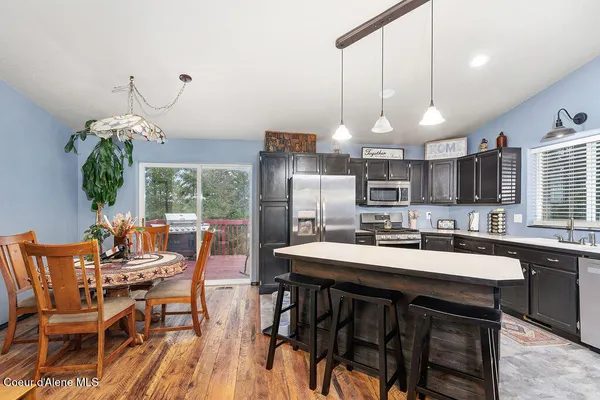 $749,000 | 34517 North Hayden Drive, Spirit Lake, ID 83869