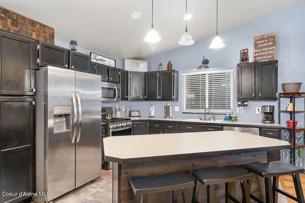 $749,000 | 34517 North Hayden Drive, Spirit Lake, ID 83869