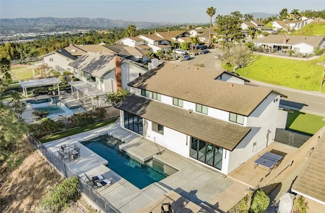 $1,999,000 | 4263 East Ranch Gate Road, Anaheim Hills, CA 92807