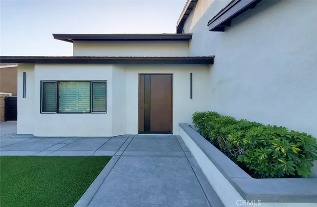 $1,999,000 | 4263 East Ranch Gate Road, Anaheim Hills, CA 92807