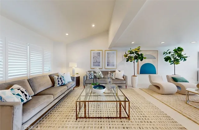 $1,999,000 | 4263 East Ranch Gate Road, Anaheim Hills, CA 92807