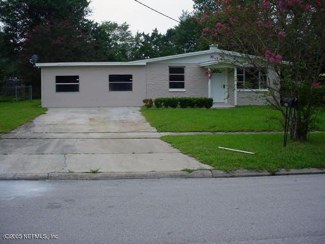 5840 Tampico Road Jacksonville, FL 32244 - Photo 1 of 7 FRONT