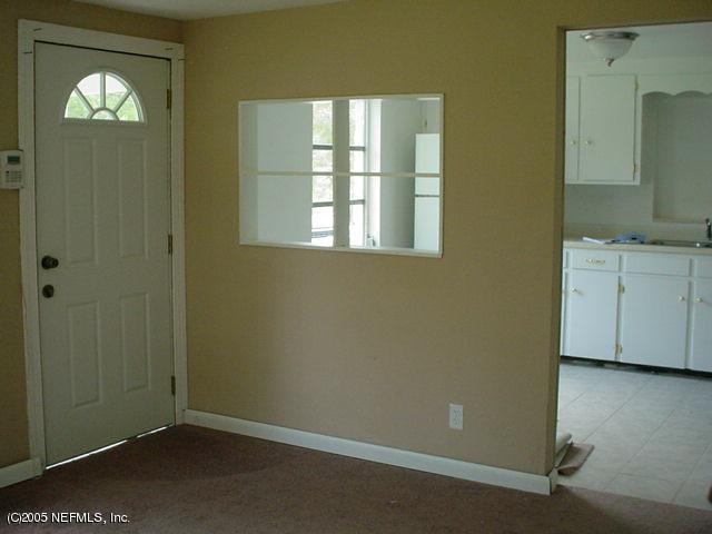 5840 Tampico Road Jacksonville, FL 32244 - Photo 2 of 7 LIVING 1