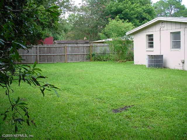 5840 Tampico Road Jacksonville, FL 32244 - Photo 7 of 7 BACKYARD
