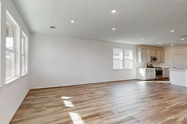 $3,400 | 21611 Shadowbrook Birch Drive, Cypress, TX 77433