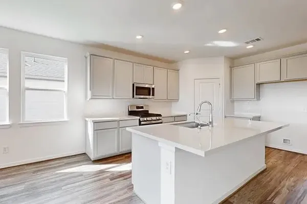 $3,400 | 21611 Shadowbrook Birch Drive, Cypress, TX 77433