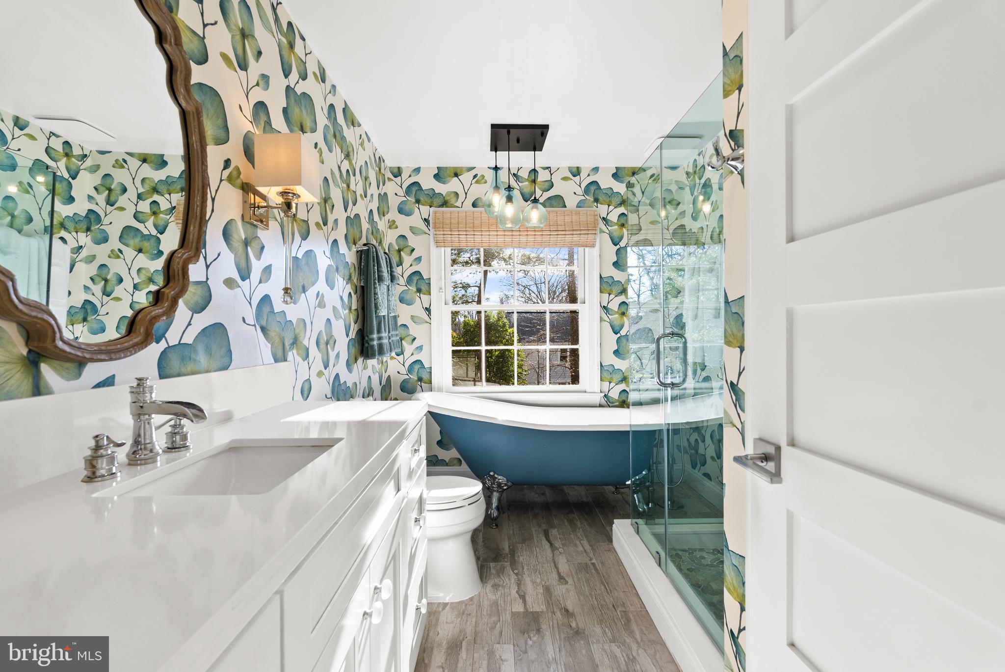 1101 Gatewood Drive Alexandria, VA 22307 - Photo 46 of 63 Large full bath