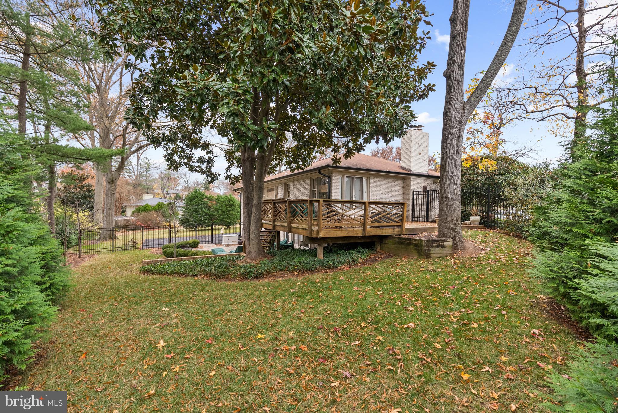 1101 Gatewood Drive Alexandria, VA 22307 - Photo 61 of 63 a view of house with a big yard and large trees