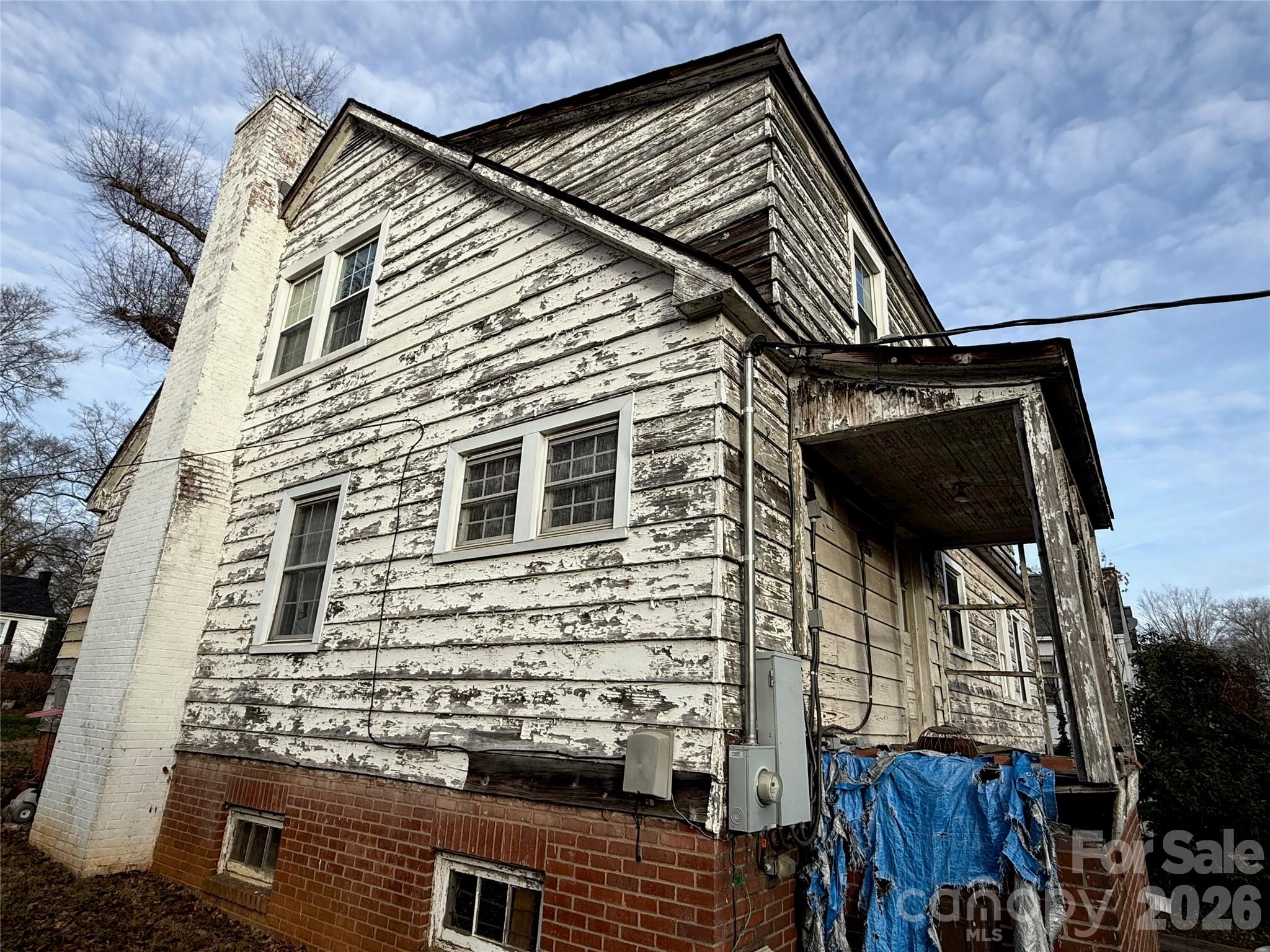 104 Brookhill Road Shelby, NC 28150 - Photo 6 of 40 a front view of a house