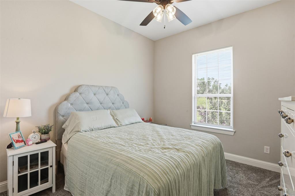 915 Taylor Branch Springtown, TX 76082 - Photo 21 of 31