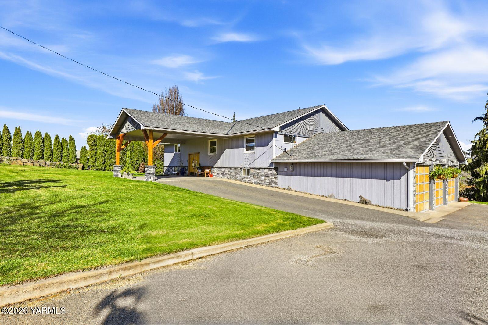 12309 Douglas Road Yakima, WA 98908 - Photo 3 of 58 3- Exterior
