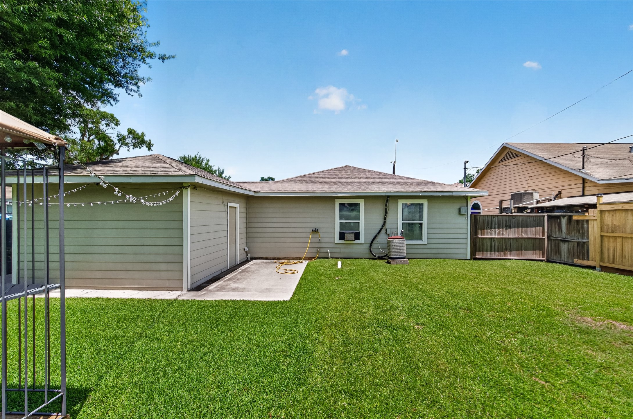 2402 Raymond Street Pasadena, TX 77506 - Photo 33 of 33