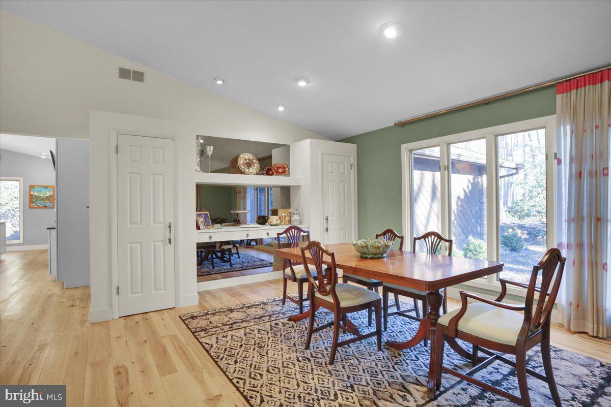 15 Pine Ridge Lane Reading, PA 19607 - Photo 15 of 41 Dining Room built ins and closets