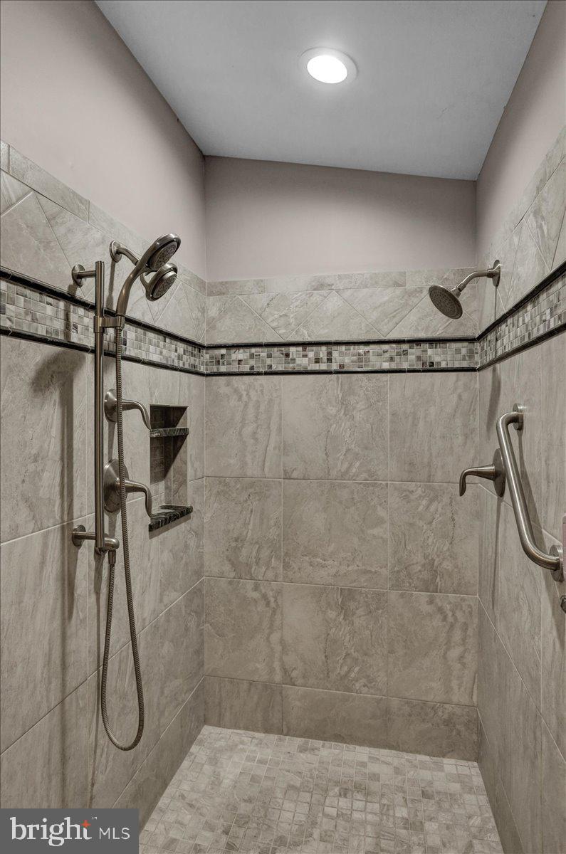 15 Pine Ridge Lane Reading, PA 19607 - Photo 25 of 41 Dual Head Primary Shower
