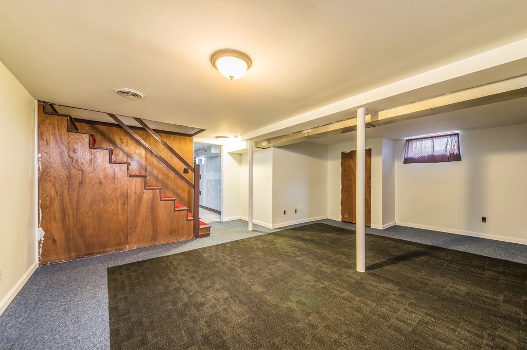 67 West Allen Ridge Road Springfield, MA 01118 - Photo 17 of 26 Gallery Image 17