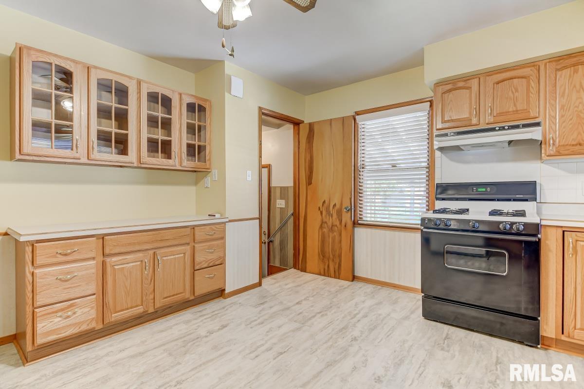 2373 East Converse Street Springfield, IL 62702 - Photo 7 of 35 Gallery Image 7