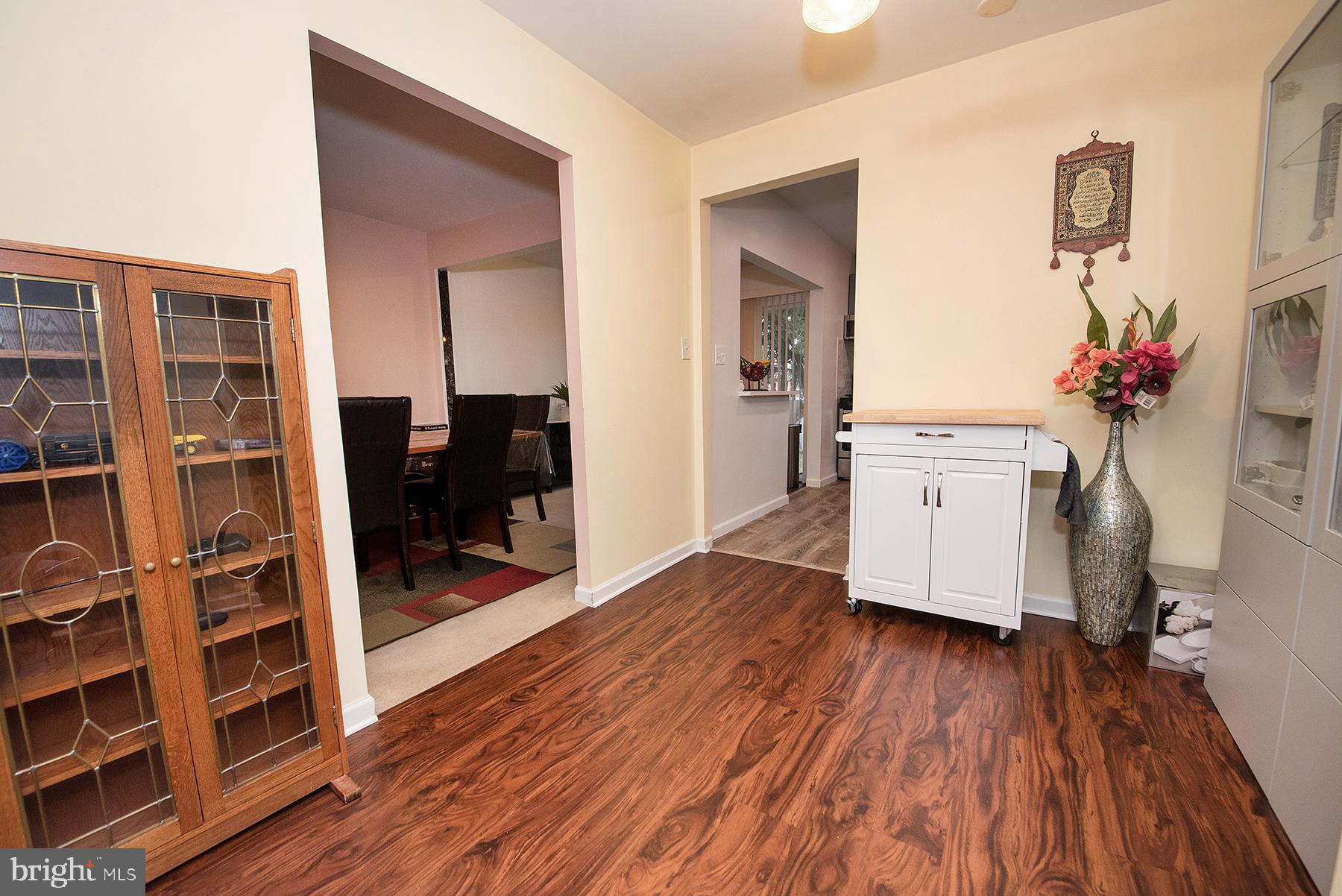 34 Amsterdam Road Hamilton, NJ 08620 - Photo 13 of 43 Gallery Image 13