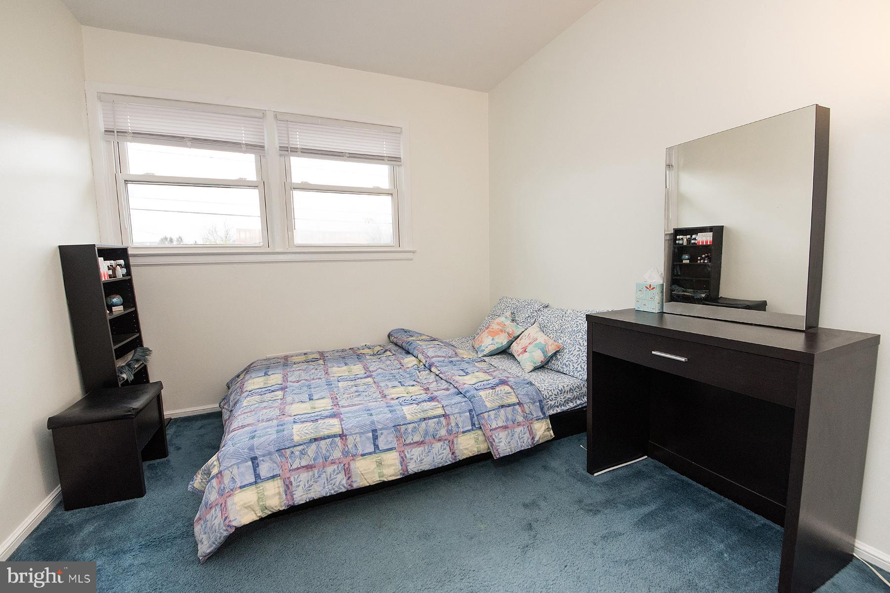 34 Amsterdam Road Hamilton, NJ 08620 - Photo 33 of 43 Gallery Image 33