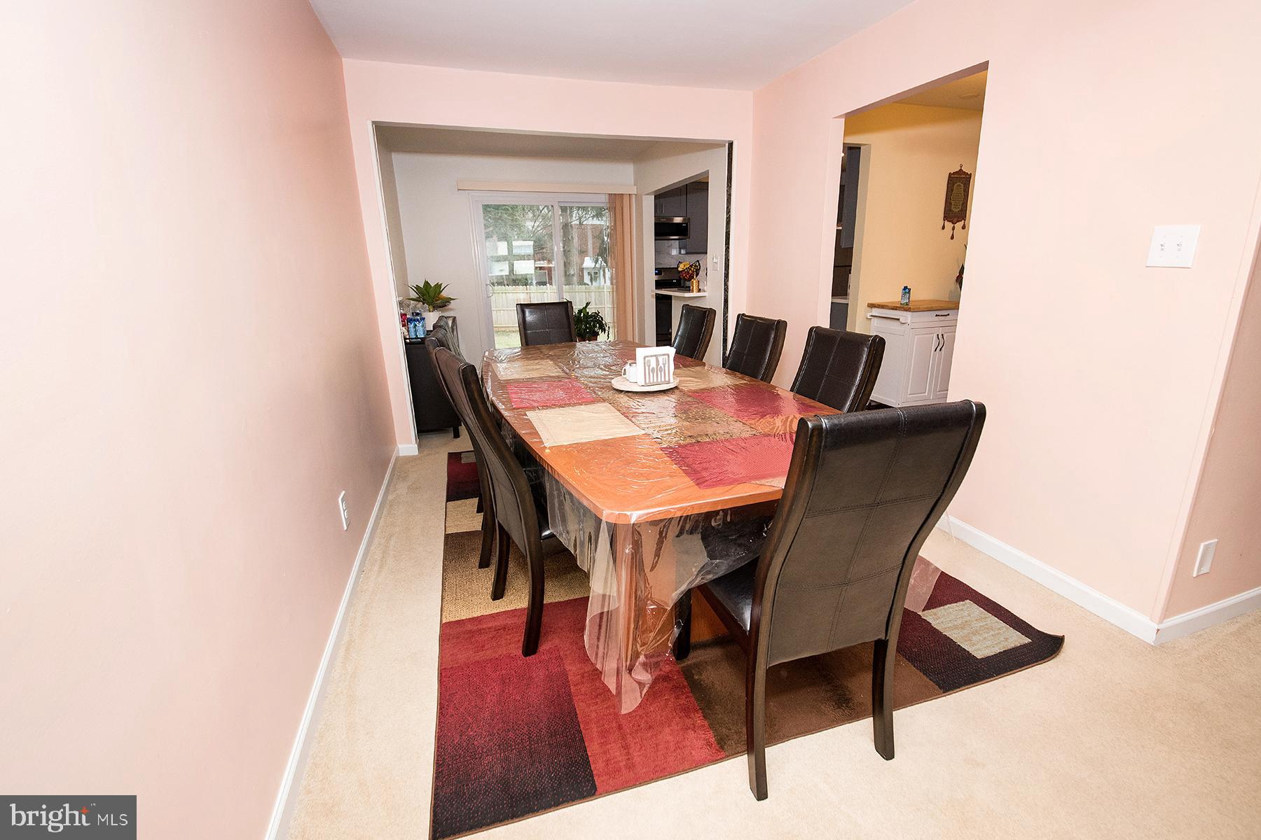 34 Amsterdam Road Hamilton, NJ 08620 - Photo 9 of 43 Gallery Image 9