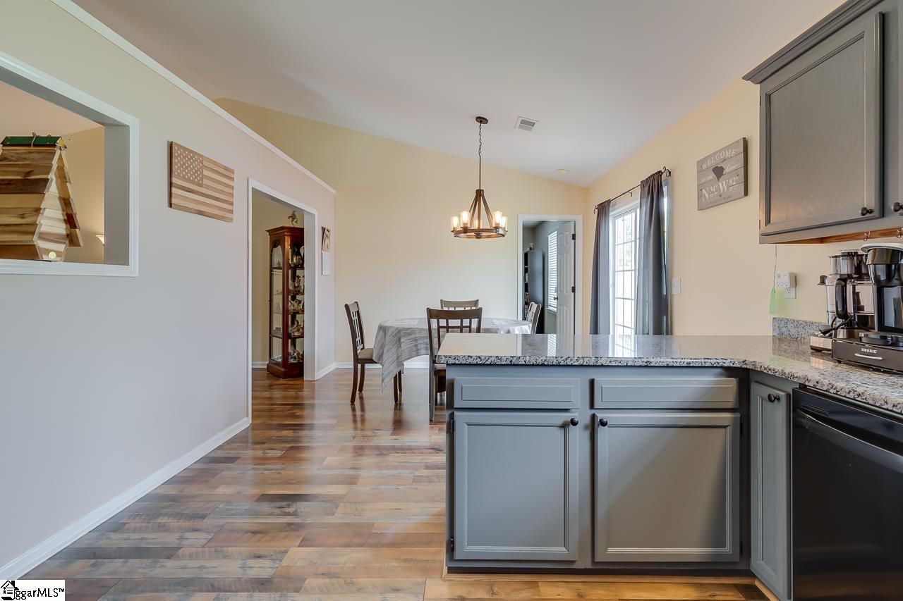 14 Dakota Road Greenville, SC 29617 - Photo 16 of 36 Gallery Image 16