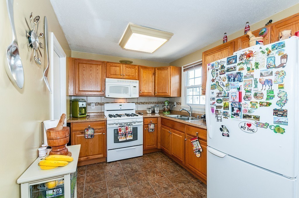 34 A Rockingham Street, Unit A Lowell, MA 01852 - Photo 11 of 22 Gallery Image 11