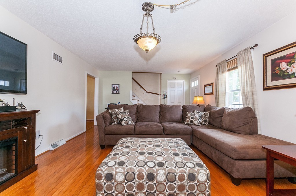34 A Rockingham Street, Unit A Lowell, MA 01852 - Photo 5 of 22 Gallery Image 5