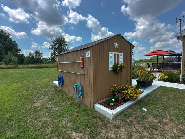 $429,500 | 2997 West 500 South, North Judson, IN 46366