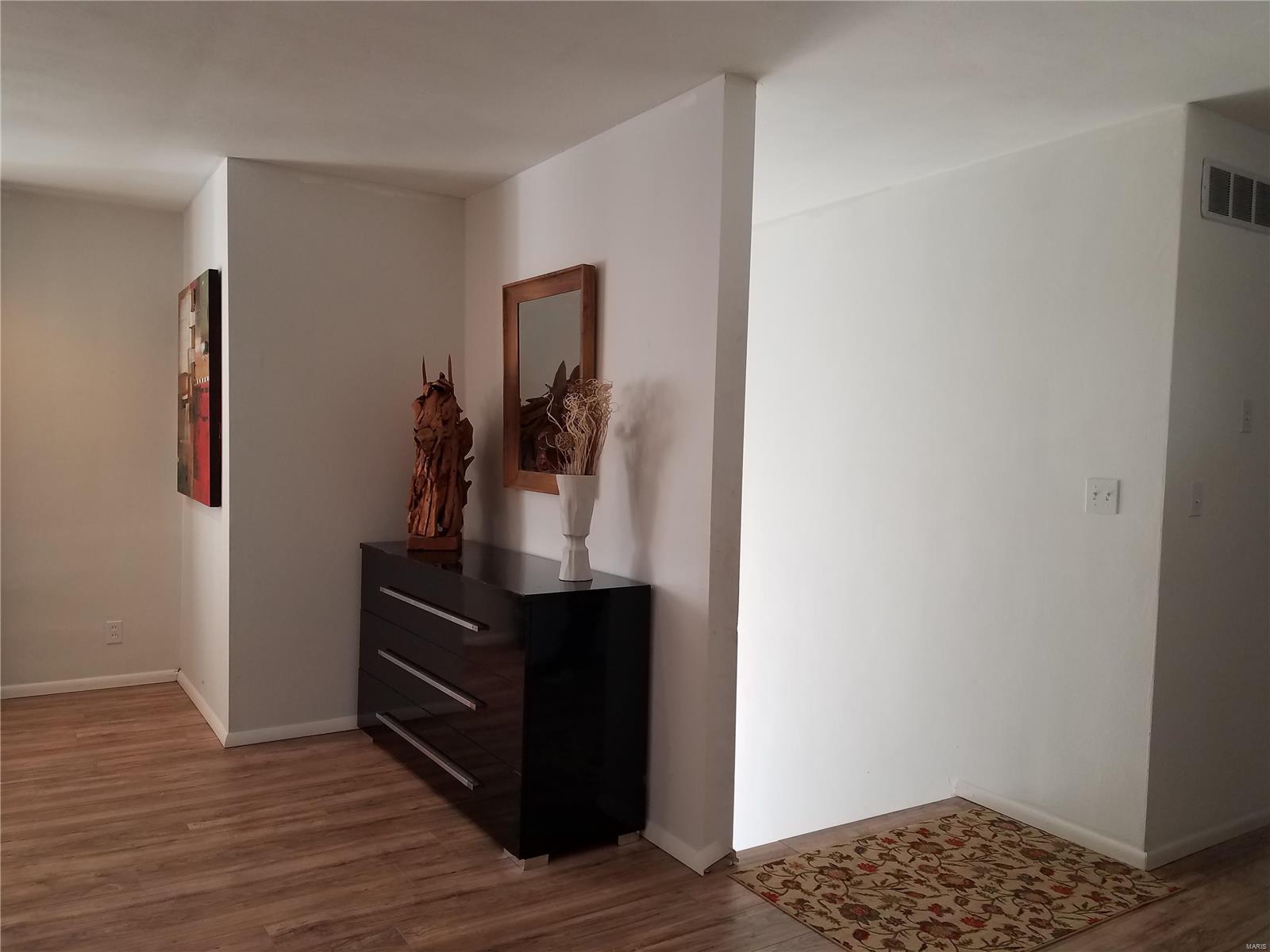 17 Fox Creek Road Belleville, IL 62223 - Photo 12 of 23 Gallery Image 12