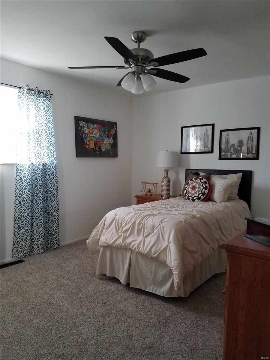 17 Fox Creek Road Belleville, IL 62223 - Photo 16 of 23 Gallery Image 16