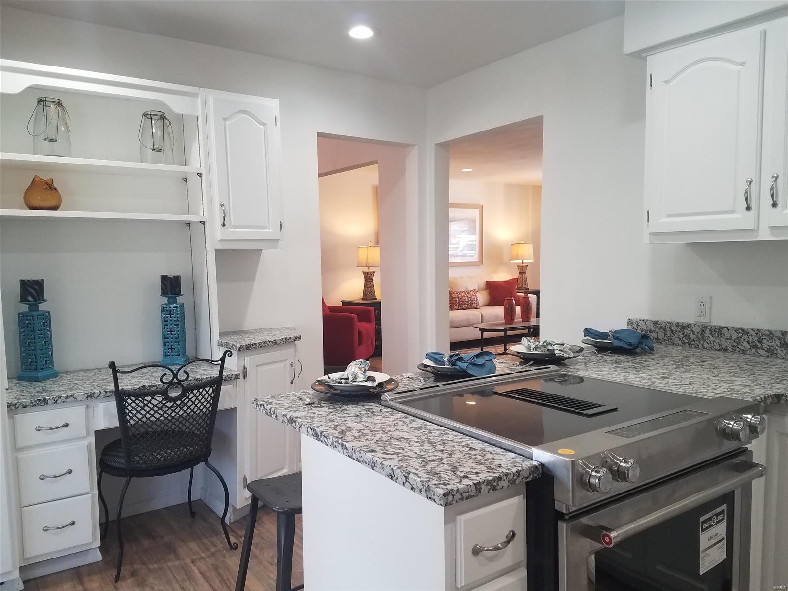 17 Fox Creek Road Belleville, IL 62223 - Photo 6 of 23 Gallery Image 6