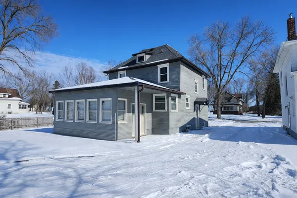 $184,900 | 529 7th Street Northwest, Willmar, MN 56201