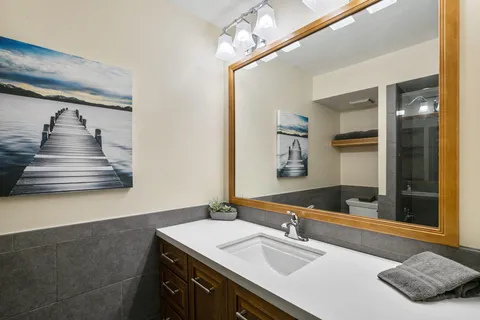 a bathroom with a bathtub