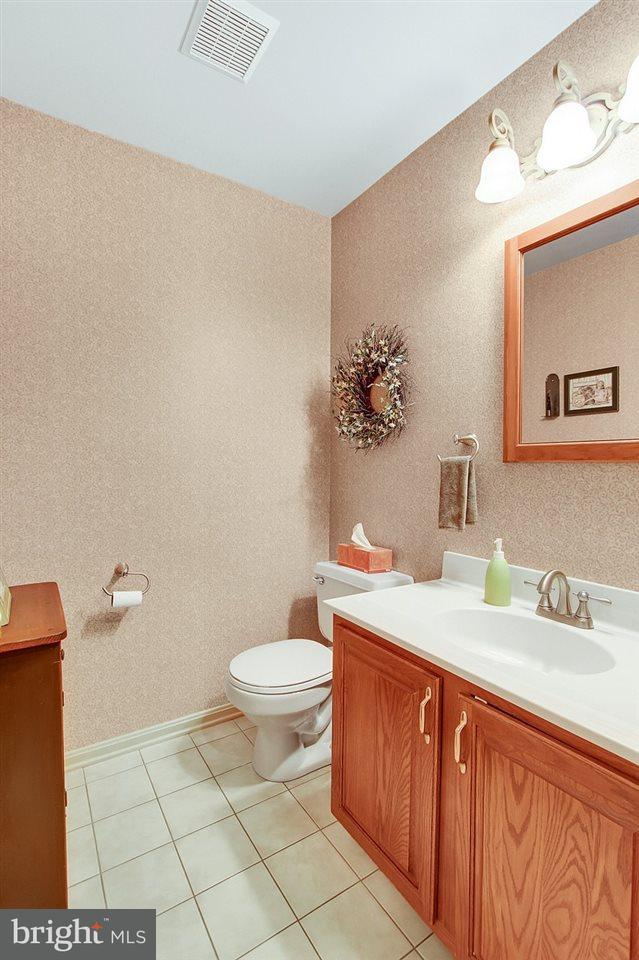 127 Lexington Road York, PA 17402 - Photo 11 of 25