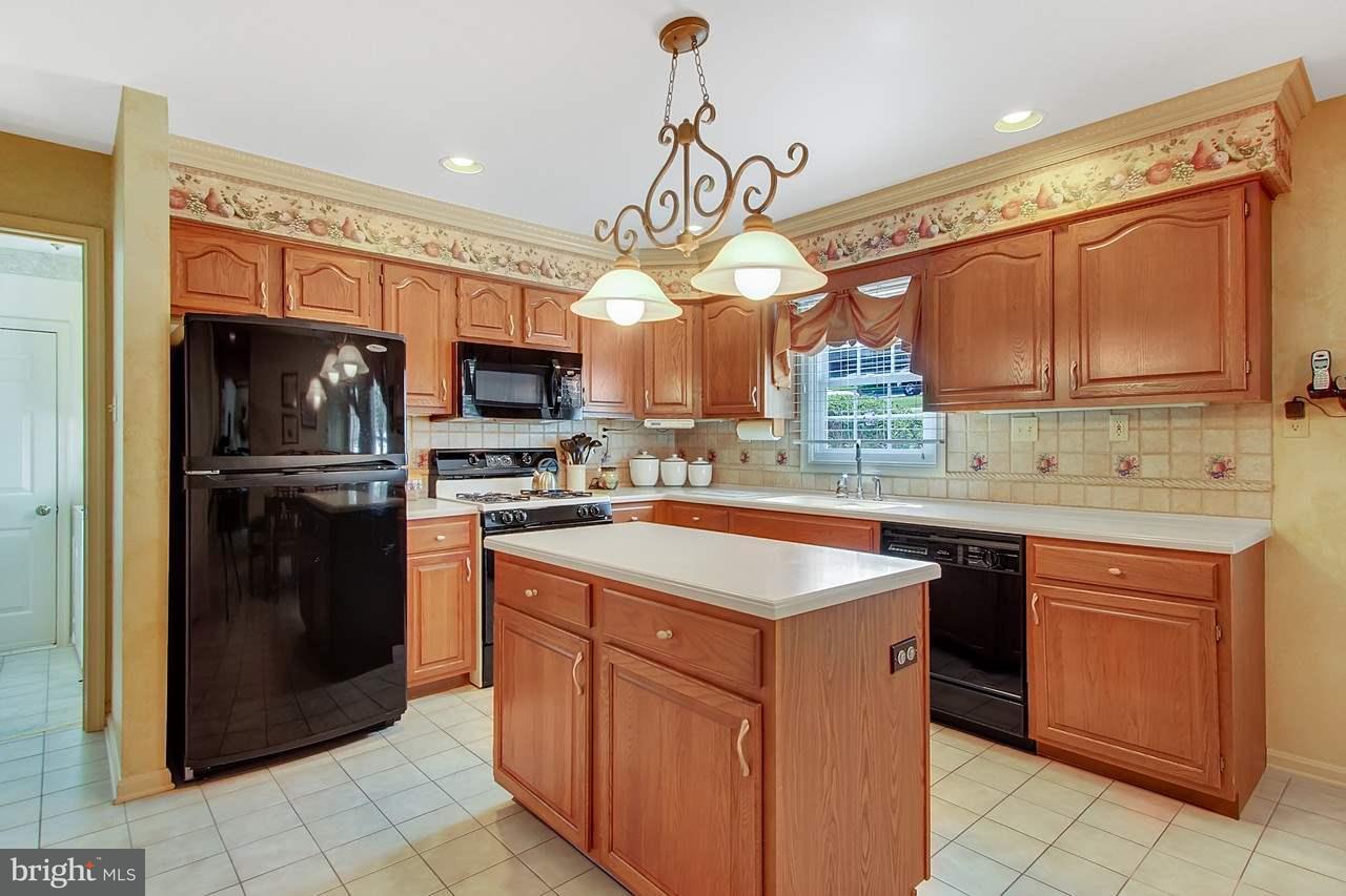 127 Lexington Road York, PA 17402 - Photo 4 of 25