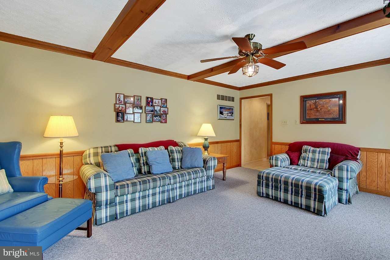127 Lexington Road York, PA 17402 - Photo 9 of 25