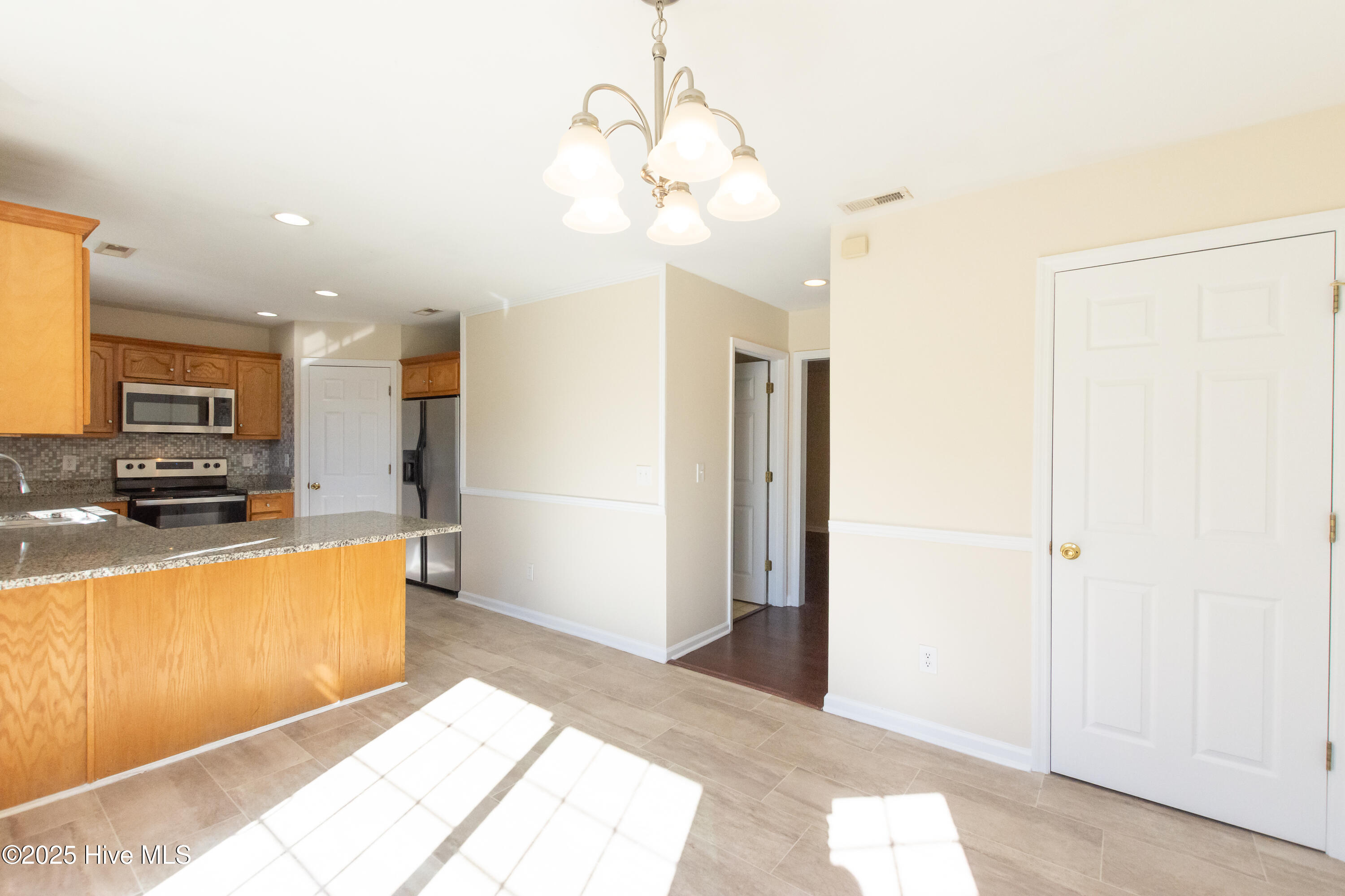 236 Petersburg Road Richlands, NC 28574 - Photo 12 of 39 236 Petersburg Rd-14