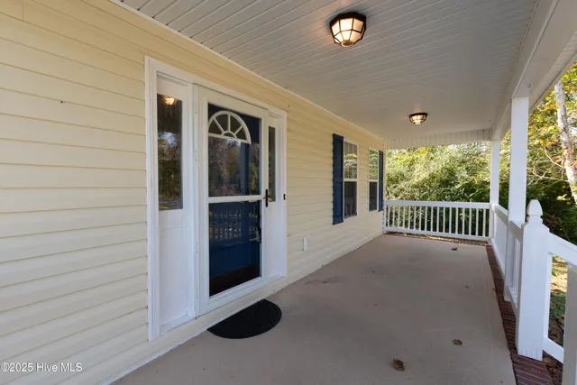 $1,775 | 236 Petersburg Road, Richlands, NC 28574