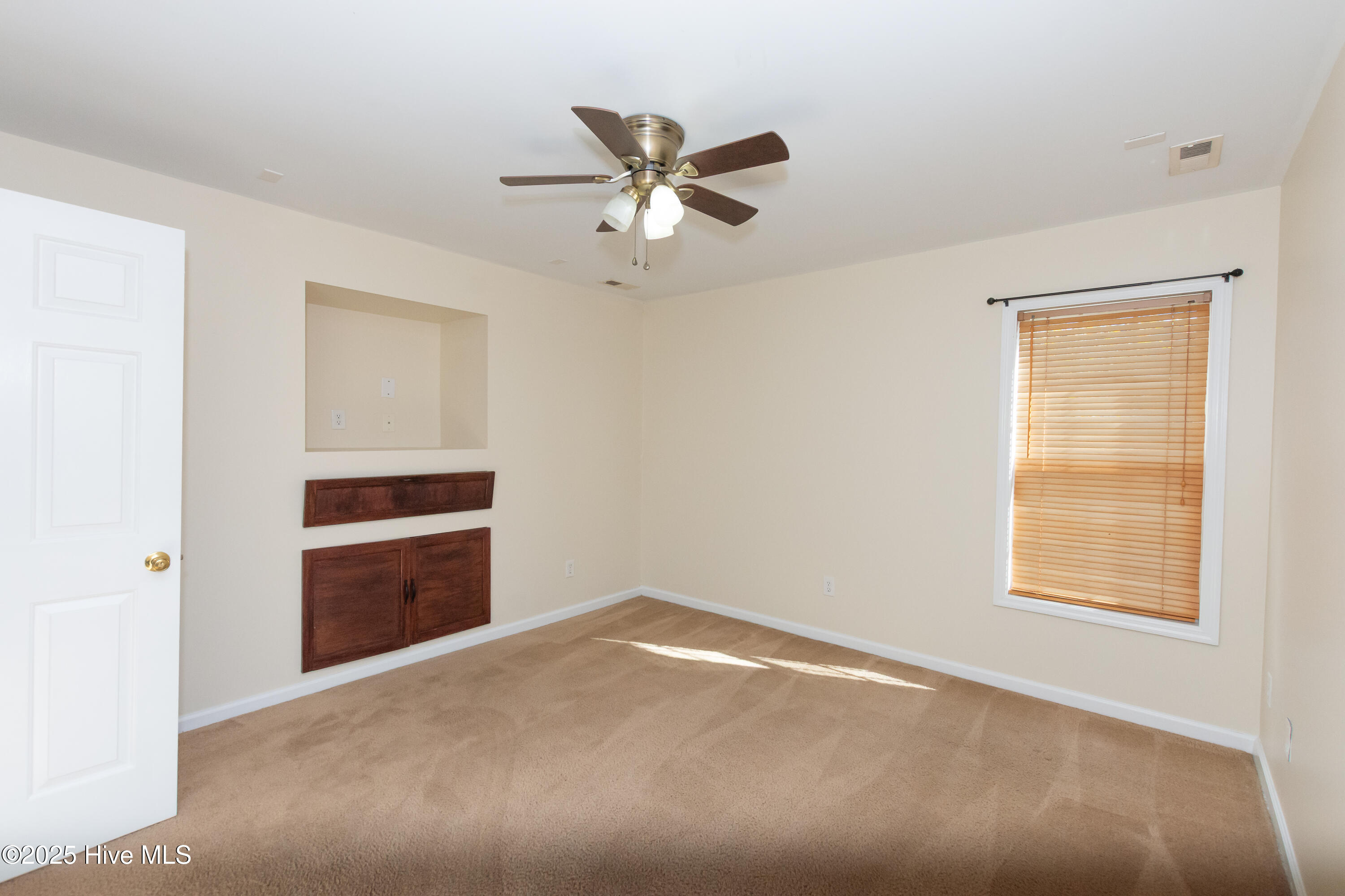 236 Petersburg Road Richlands, NC 28574 - Photo 22 of 39 Guest Bedroom