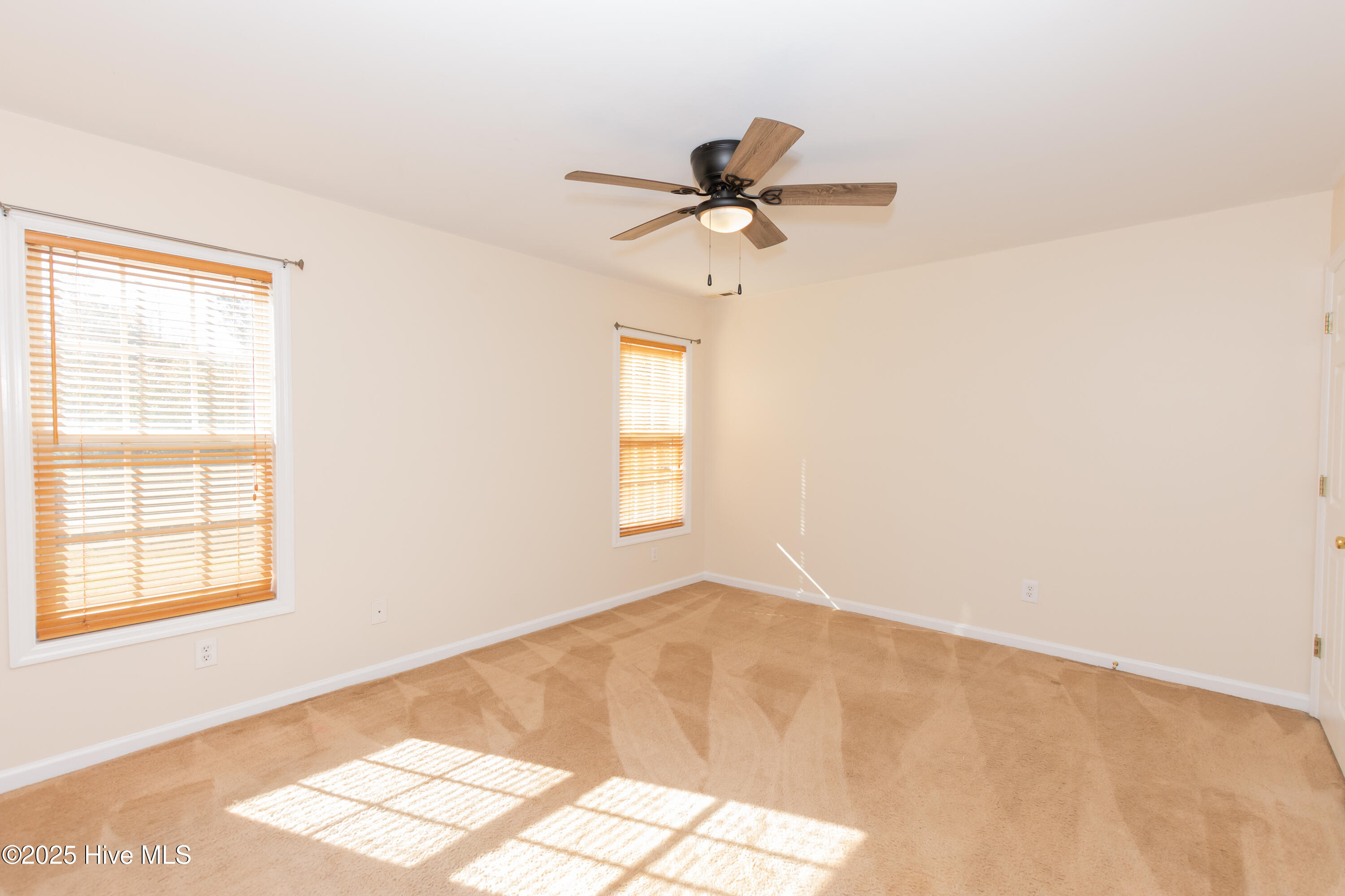 236 Petersburg Road Richlands, NC 28574 - Photo 25 of 39 236 Petersburg Rd-27