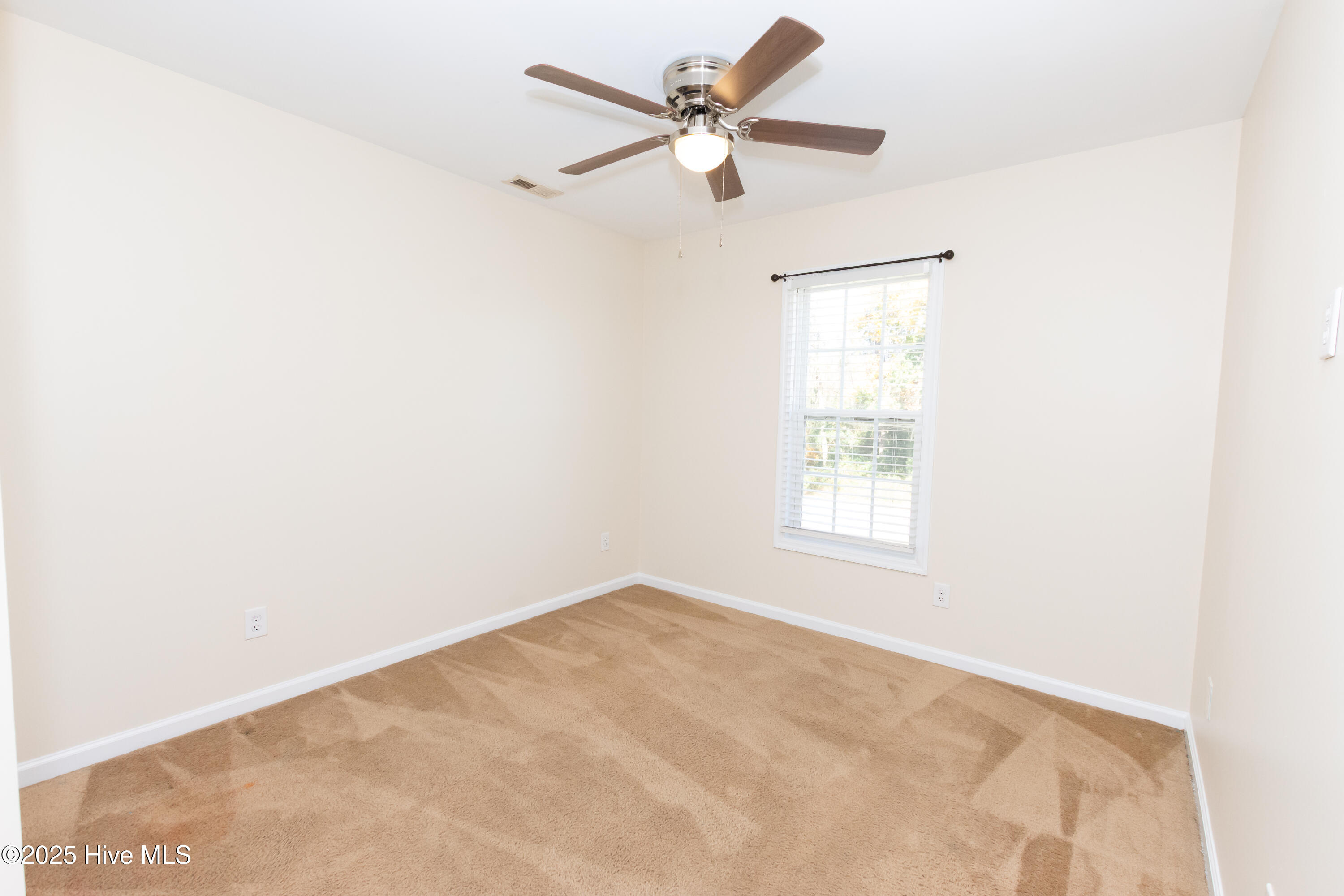 236 Petersburg Road Richlands, NC 28574 - Photo 37 of 39 Guest Bedroom