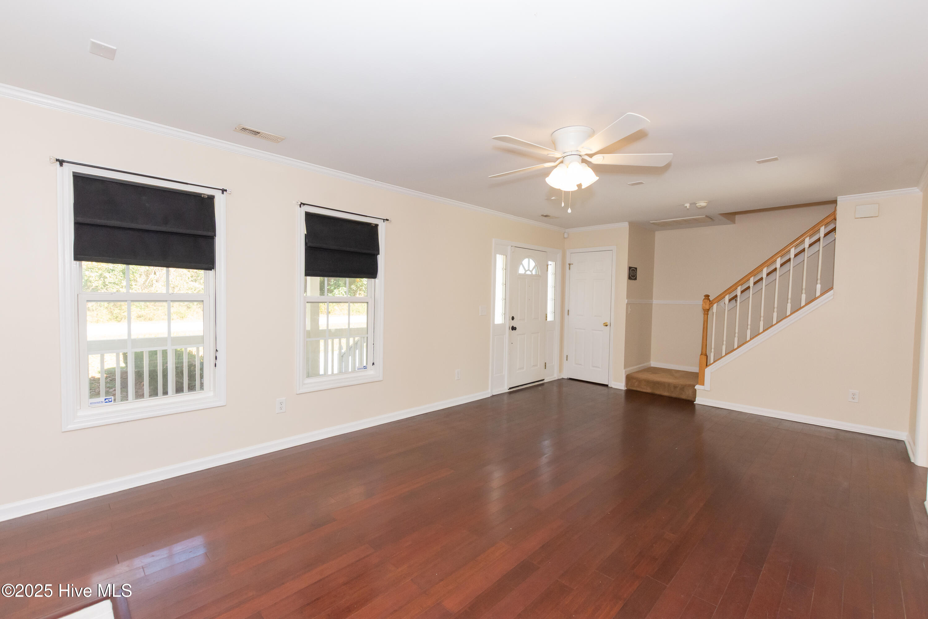 236 Petersburg Road Richlands, NC 28574 - Photo 8 of 39 236 Petersburg Rd-08